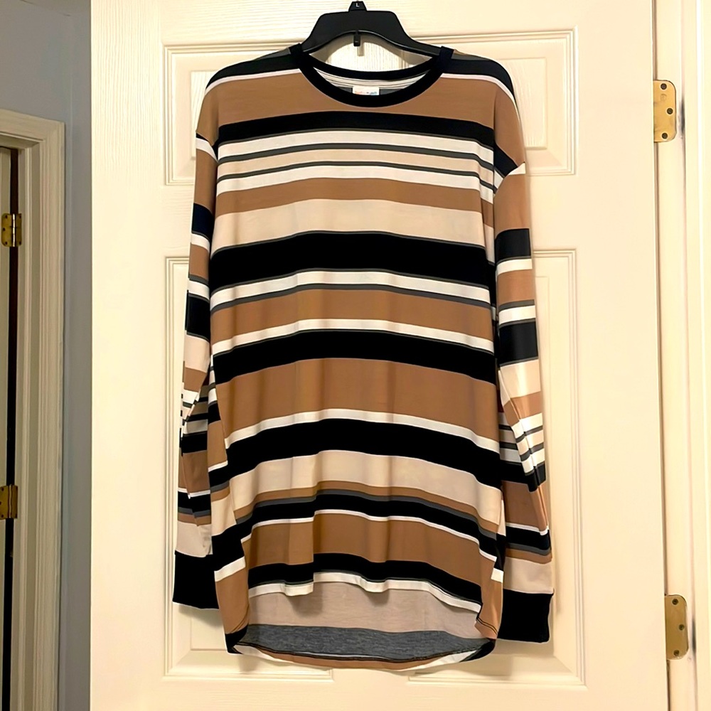 Lularoe Unisex Hudson Tee NWT